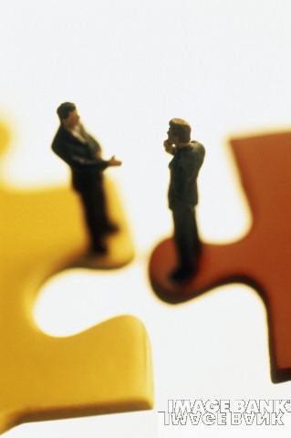 team-work-toon-2-dudes